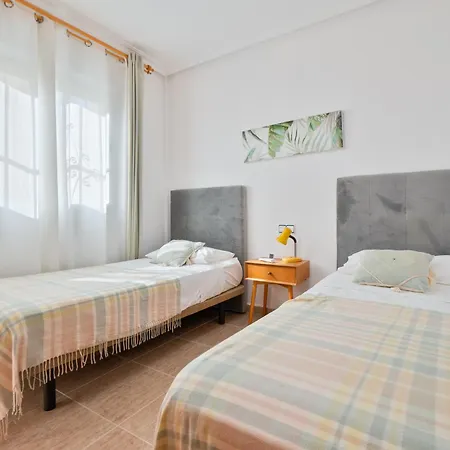 Casa Lila Orihuela